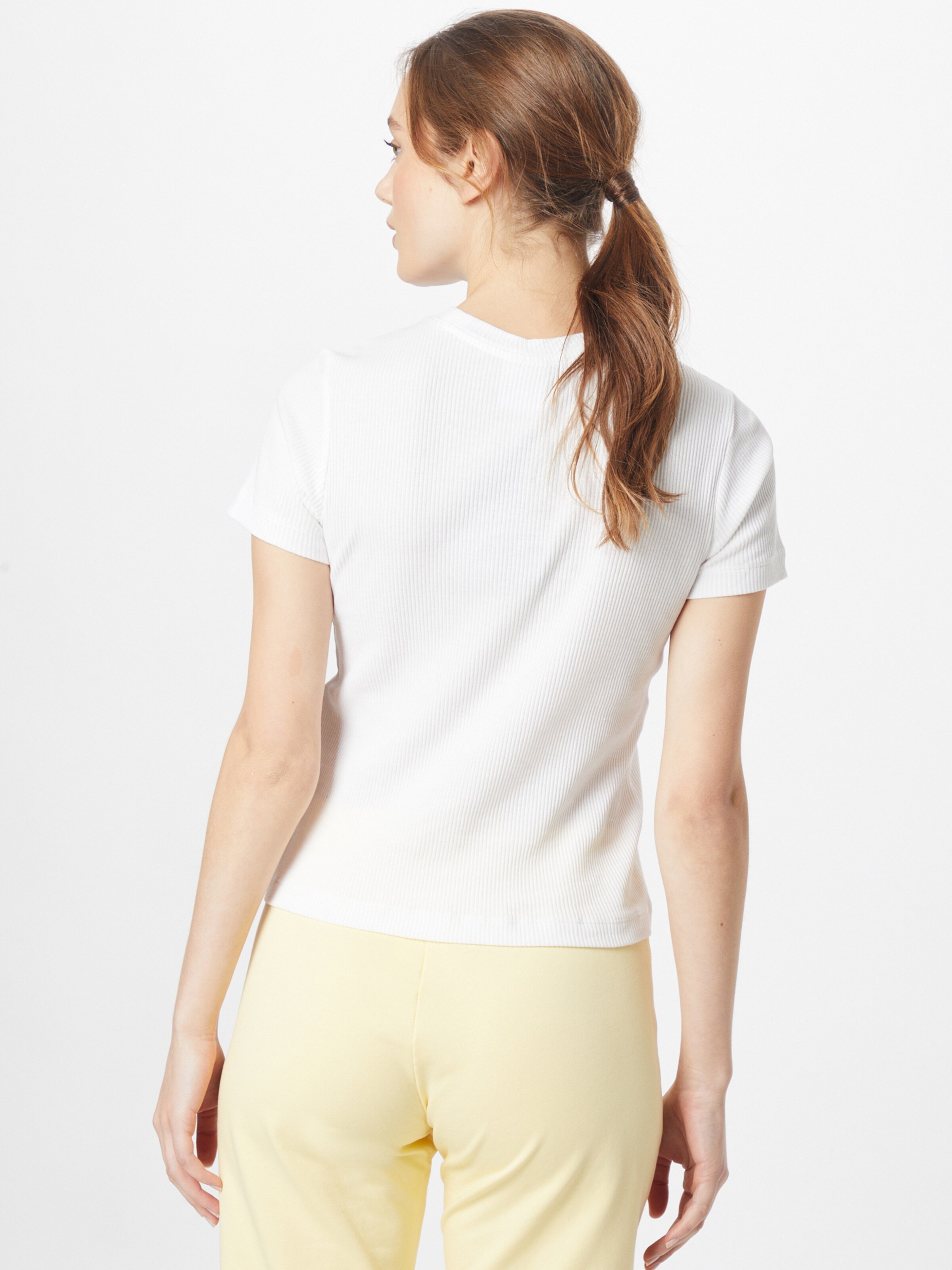 Frauen Shirts & Tops Champion Authentic Athletic Apparel T-Shirt in Weiß - HO77213 Frauen Shirts & Tops Champion Authentic Athletic Apparel T-Shirt in Weiß - HO77213