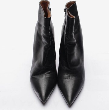 Maison Martin Margiela Dress Boots in 38,5 in Black