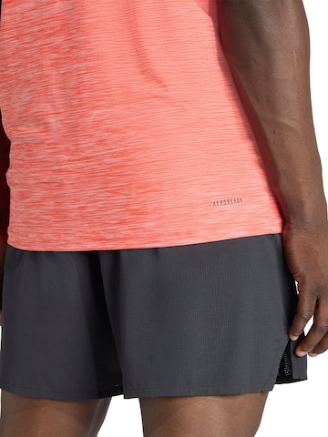 ADIDAS PERFORMANCE - Camiseta funcional 'Essentials' en naranja