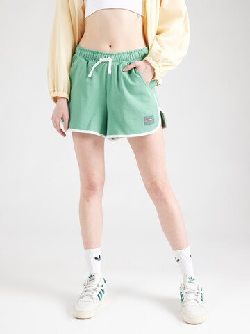 Loosefit Pantalon 'WVOLLEYSHORT' QUIKSILVER en vert : devant