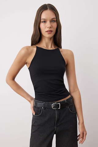 Trendyol - Top en negro
