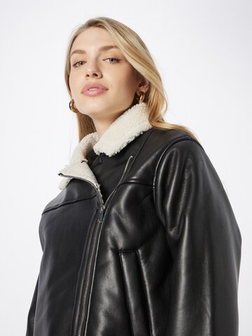 Gina Tricot - Chaqueta de entretiempo 'Alina' en negro