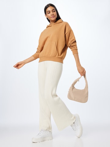 mazine Sweatshirt 'Emily' in Braun