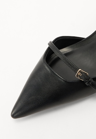Escarpins 'TESSSA' CALL IT SPRING en noir