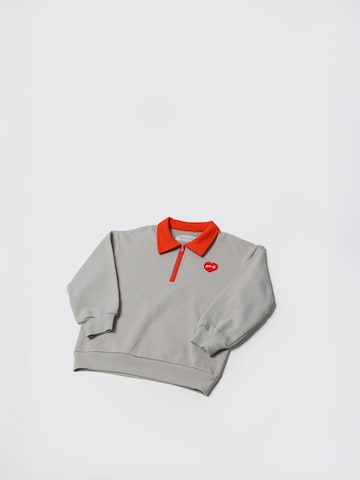 Maru + Bo Sweatshirt 'TWO-TONE POLO LOVES YOU SWEATSHIRT' i grå