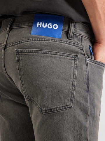 HUGO Slimfit Farkut 'Ash' värissä harmaa