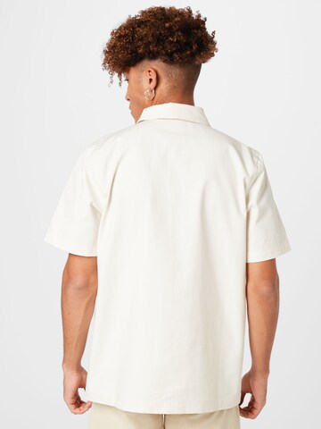 Nike Sportswear Shirt in Grijs