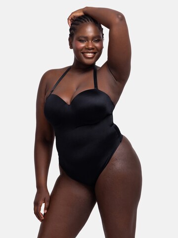 Dorina Shapingbody i svart: framsida