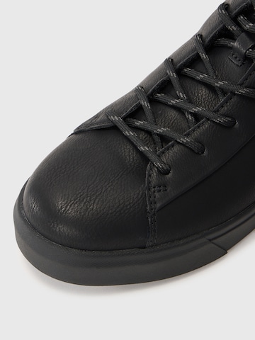 Bottines à lacets bugatti en noir
