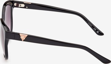 Lunettes de soleil GUESS en noir