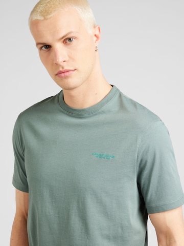 ARMANI EXCHANGE T-shirt i grön