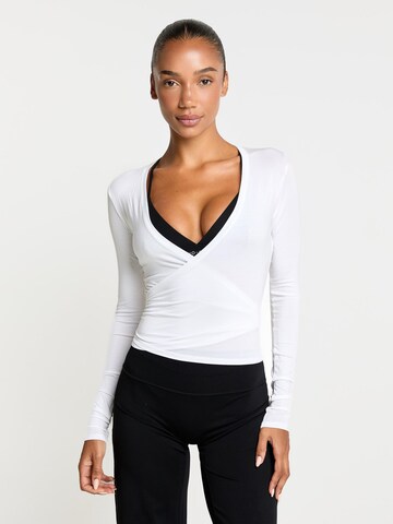 YO-GAYA Bolero 'Ballet Wrap' in Wit: voorkant