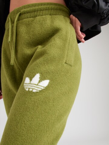ADIDAS ORIGINALS Широкий Штаны в Зеленый