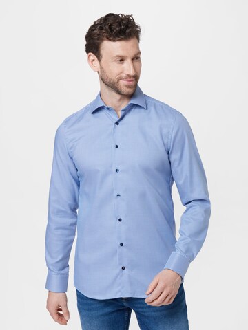 Coupe slim Chemise ETERNA en bleu : devant