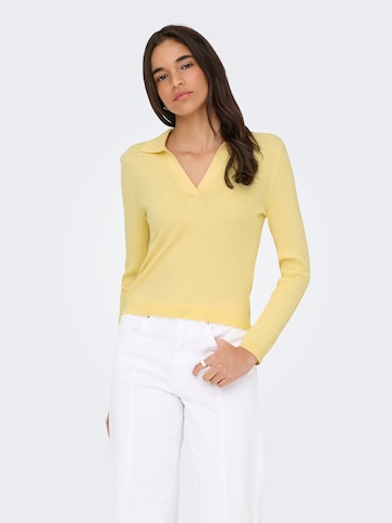Pull-over 'ONLKAYA' ONLY en jaune : devant