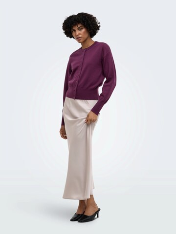 ONLY - Casaco de malha 'ONLMIO' em roxo