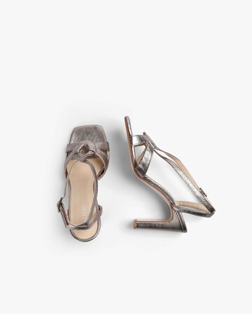 Sandale cu baretă de la Scalpers pe auriu