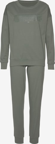 VIVANCE Pajama 'Dreams' in Green: front