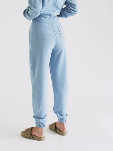Tapered Pantaloni 'Carmina' di RÆRE by Lorena Rae in blu