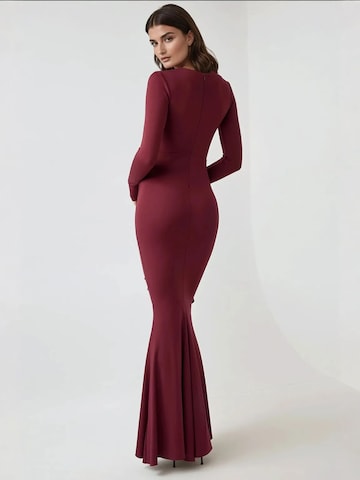 Hiccup Evening Dress in Red