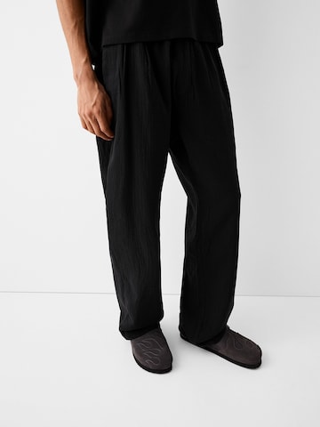 Bershka Loosefit Hose in Schwarz