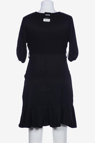 Trendyol Kleid XL in Schwarz