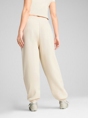 PUMA Tapered Nadrág 'WARDROBE ESS' - fehér
