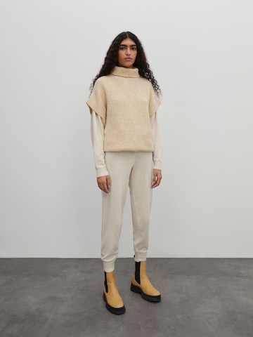 EDITED Tapered Hose 'Giona' in Beige