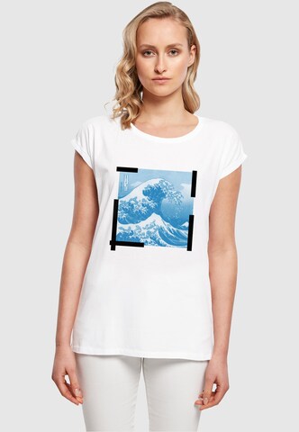 Merchcode Shirt 'APOH - Hokusai Tape' in Wit: voorkant