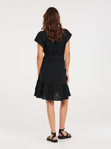 PROTEST Kleid 'PRTJAYLIN' in Schwarz