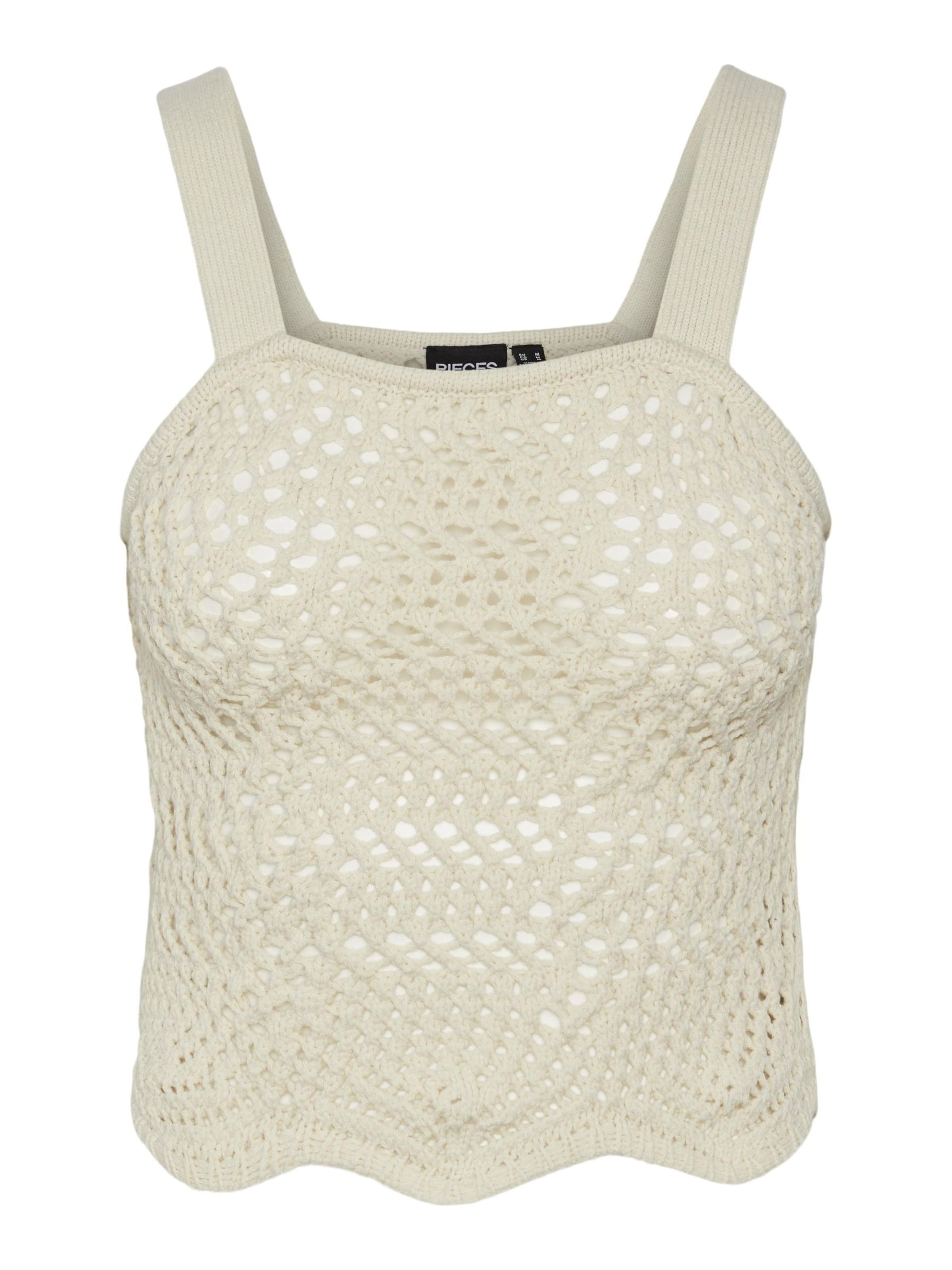 Top brodat 'PCAia' de la PIECES pe bej: față