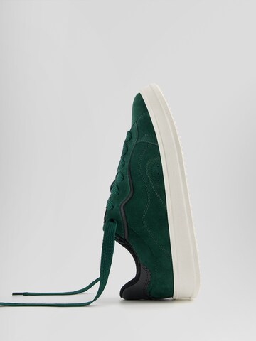 Bershka Sneakers low i grønn