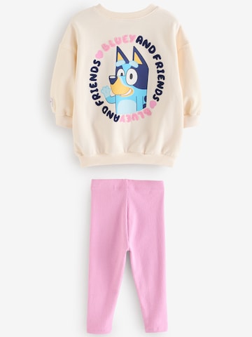 Next Set i beige