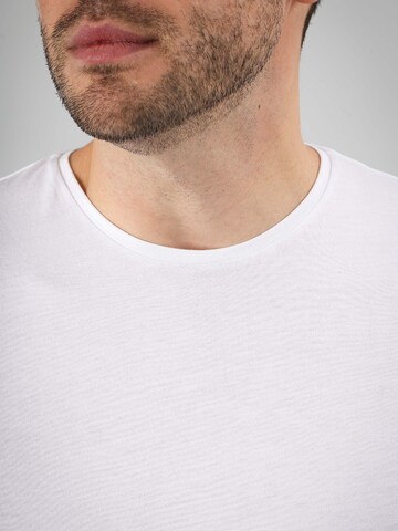 Suitable Undershirt 'Obambo' in White