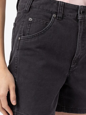 DICKIES Normalny krój Spodnie 'DUCK' w kolorze biały