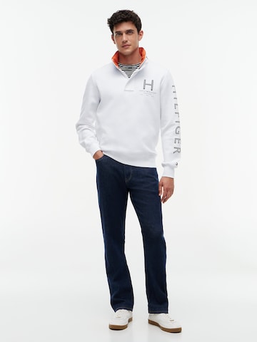 Sweat de sport TOMMY HILFIGER en blanc