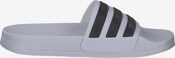 ADIDAS SPORTSWEAR - Sapato de praia/banho 'Adilette Shower' em branco