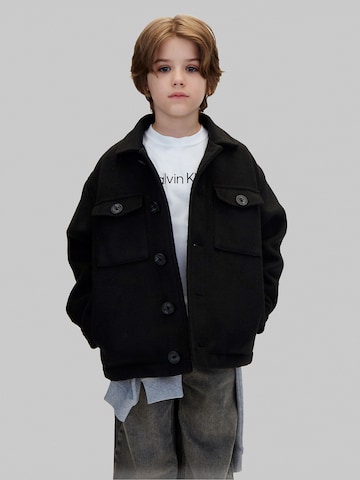 Calvin Klein Jeans Regular Jacke in Schwarz: Vorderseite