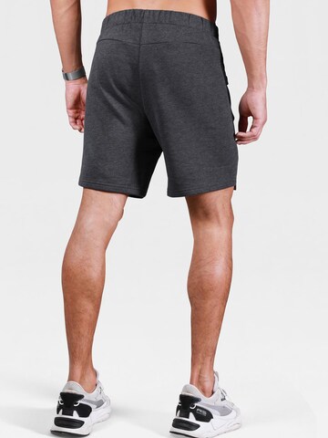MOROTAI Regular Sporthose 'NEOTECH' in Grau