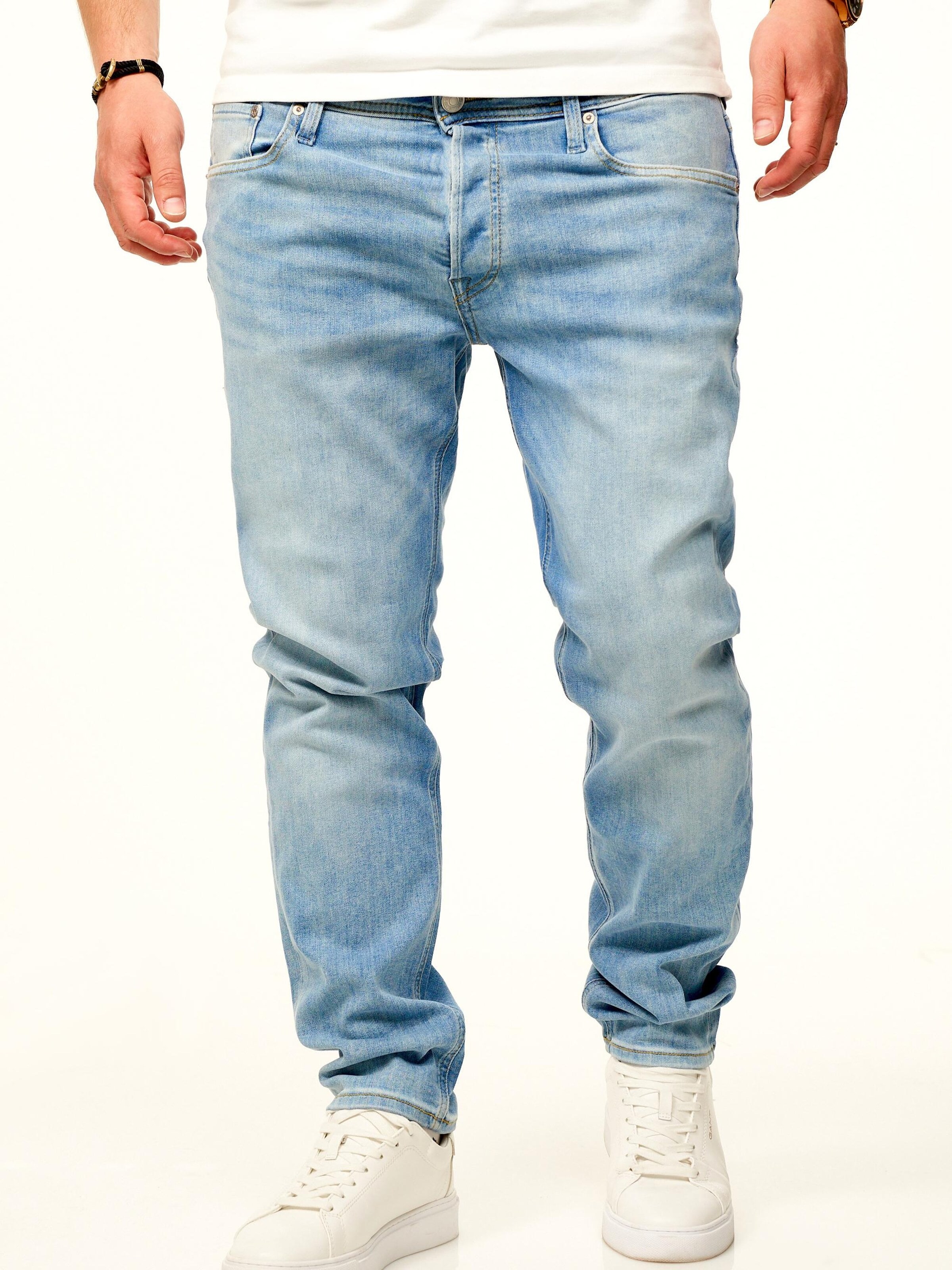 JACK & JONES Tapered Jeans in Blue