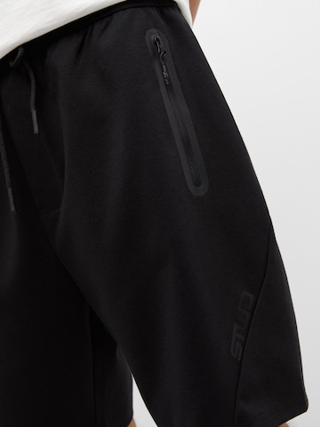 Pull&Bear Regular Pants in Black