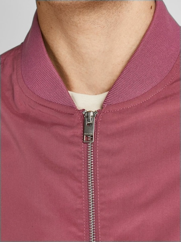 JACK & JONES - Ajuste regular Chaqueta de entretiempo en rosa