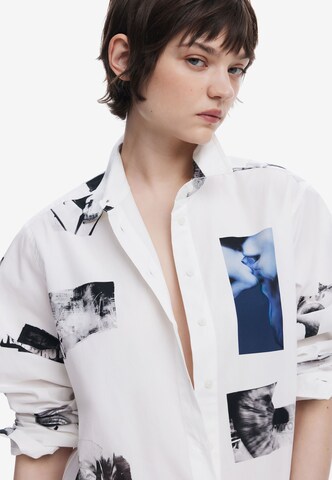 Chemisier Desigual en blanc