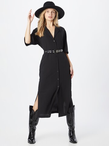 Monki - Vestido camisero en negro