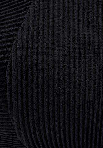 SUNSEEKER T-shirt Bikini top in Black