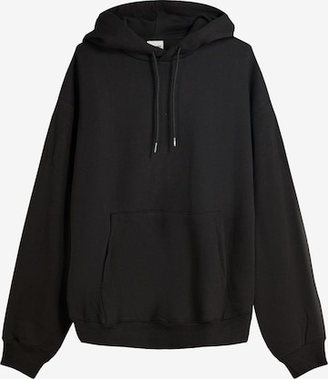 Bershka Sweatshirt in Black: front