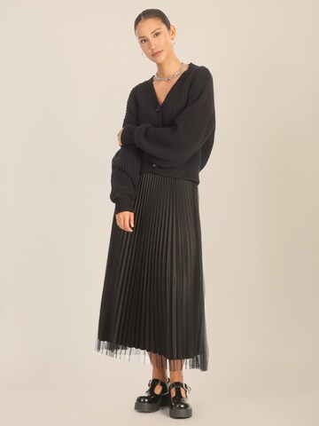 APART Knit Cardigan in Black