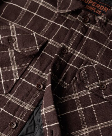 Superdry Tussenjas in Bruin
