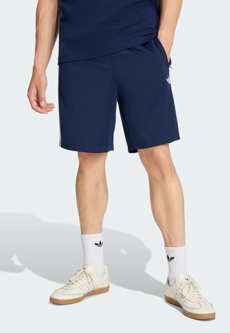 ADIDAS ORIGINALS Regular Shorts 'Firebird' in Blau: Vorderseite