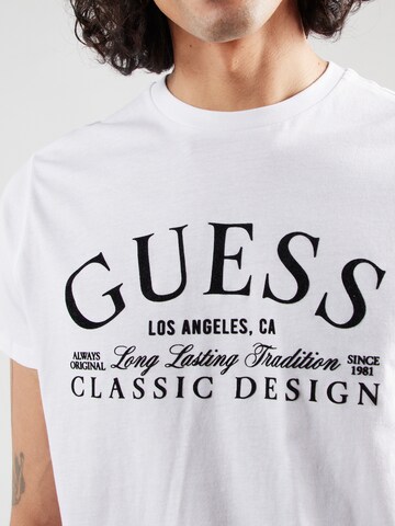 GUESS - Camiseta 'CLASSIC' en blanco